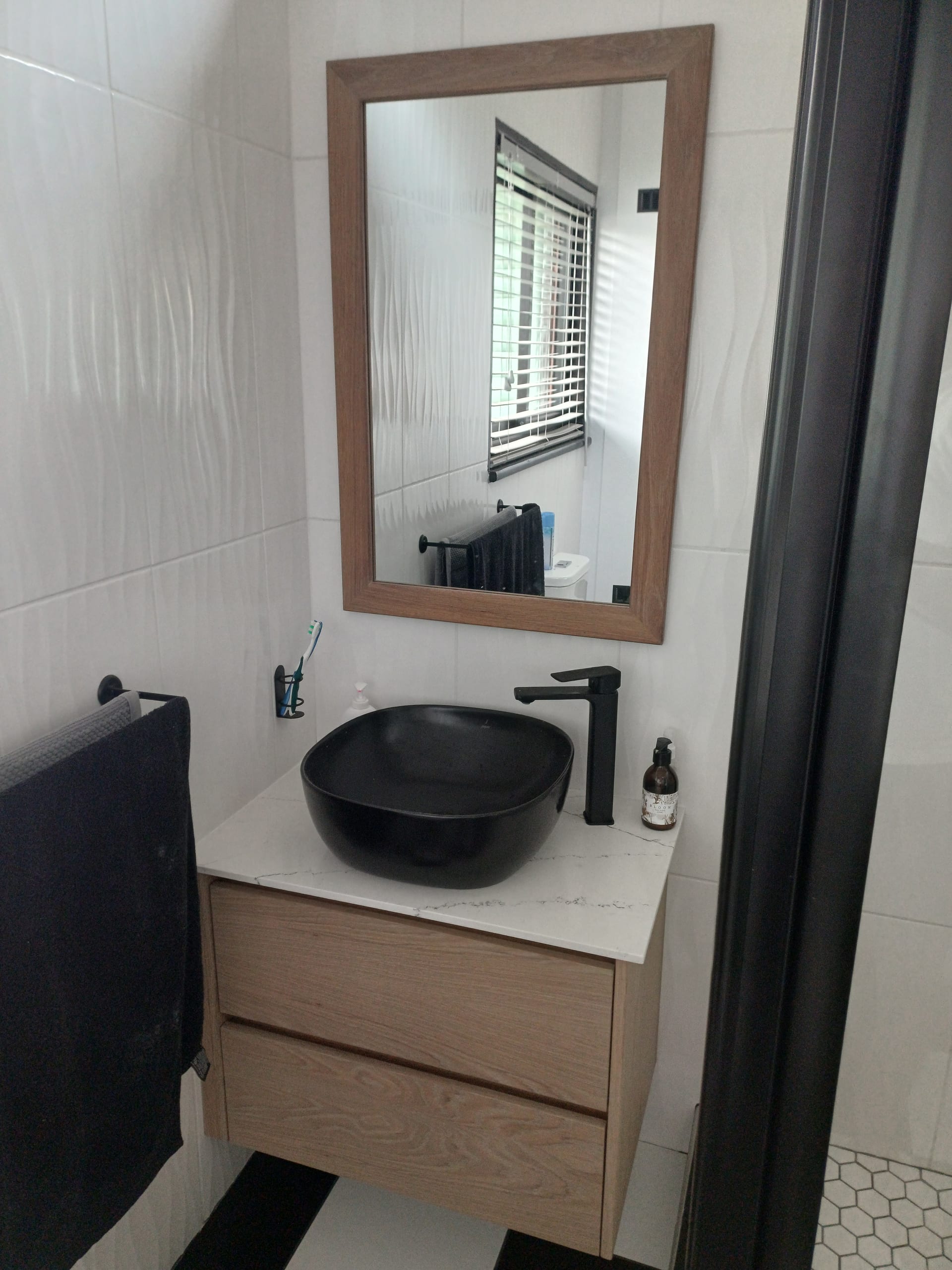 Bathroom gallery image 4