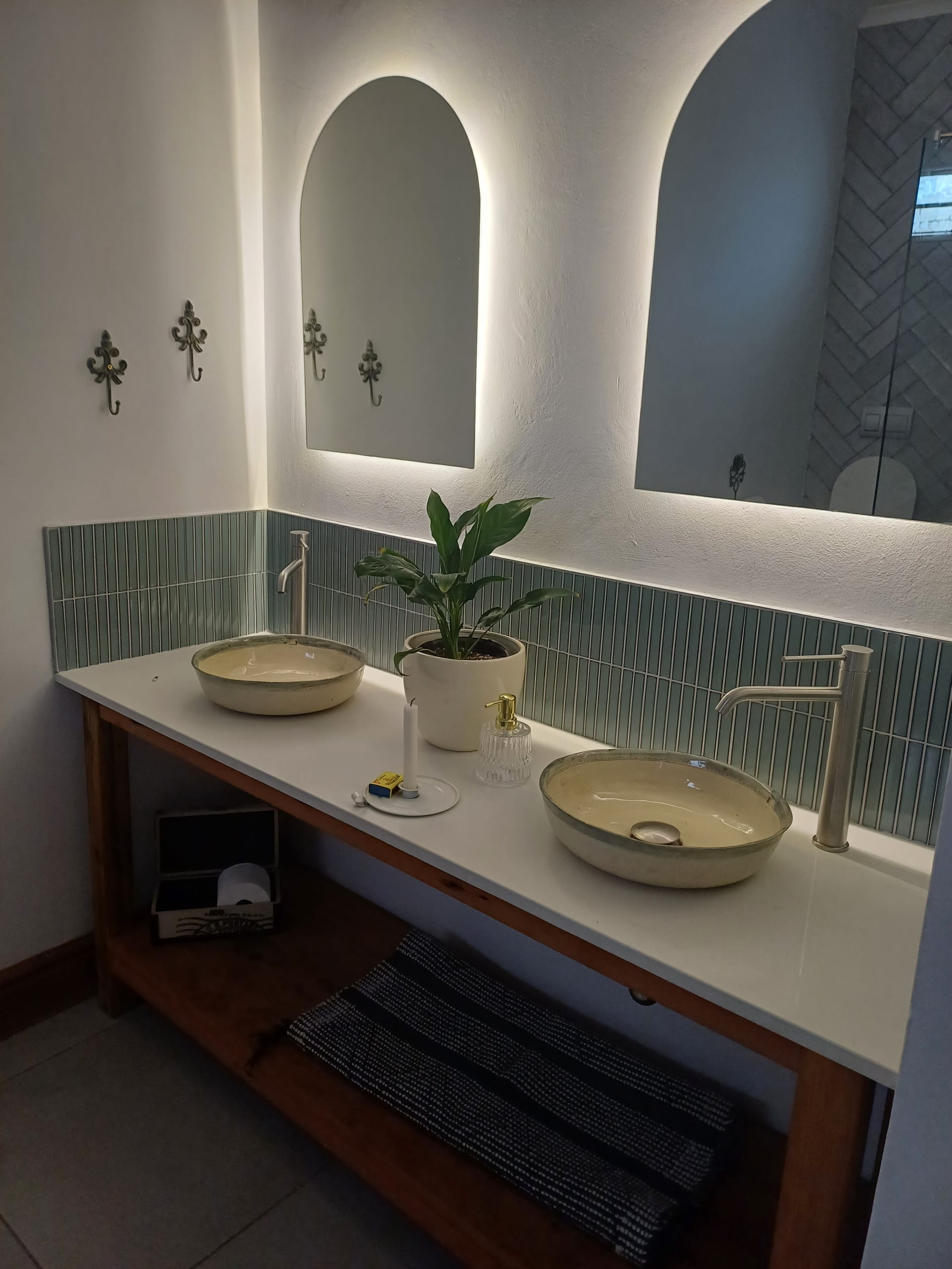 Bathroom gallery image 6