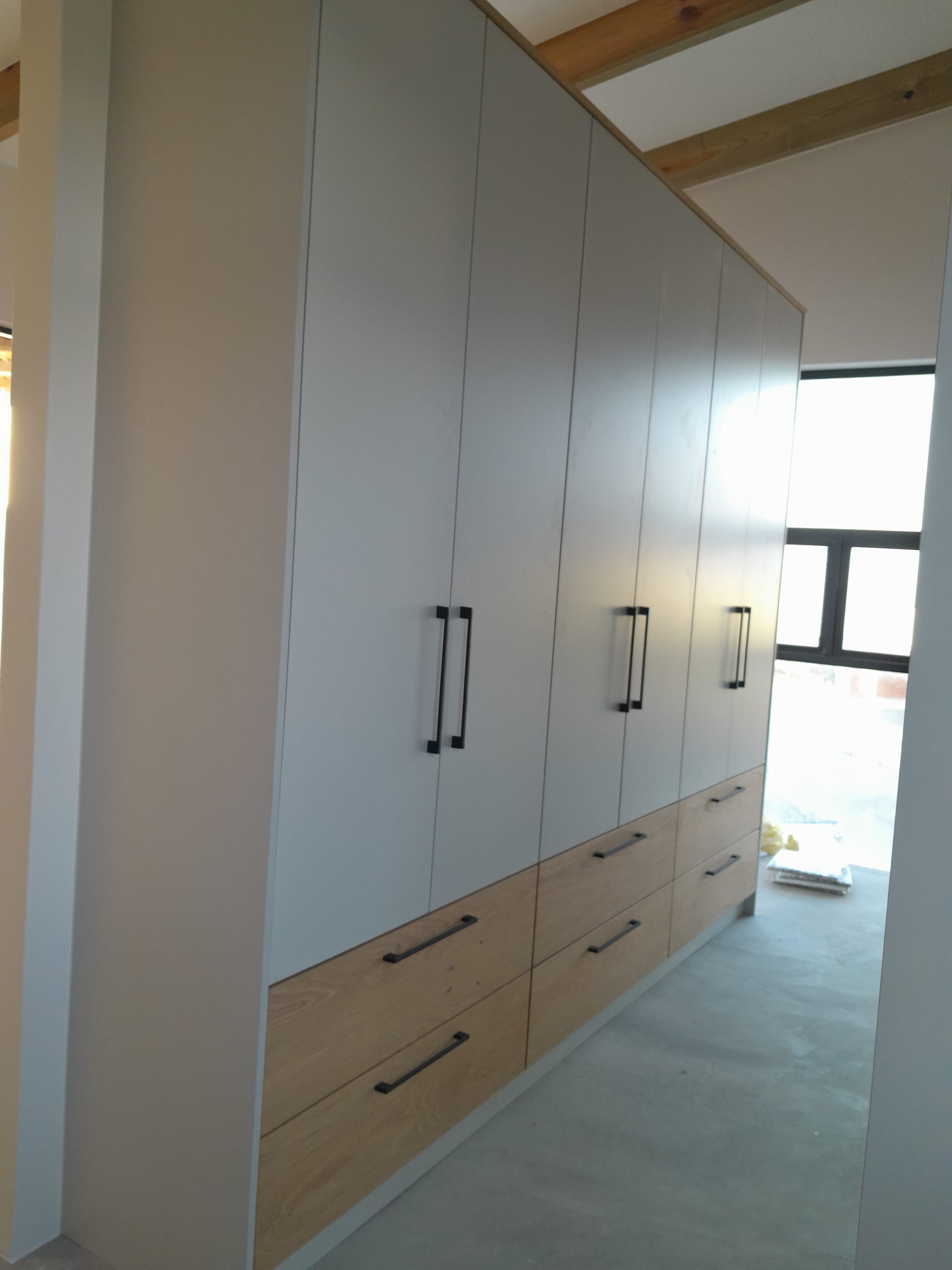 Bedrooms & Built-in Cupboards gallery image 4